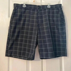 Black Plaid Windowpane Golf Shorts‎ Size 42 10” Inseam